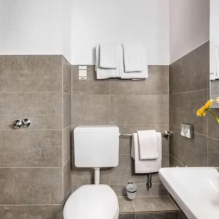 Signature Astoria 3* המבורג