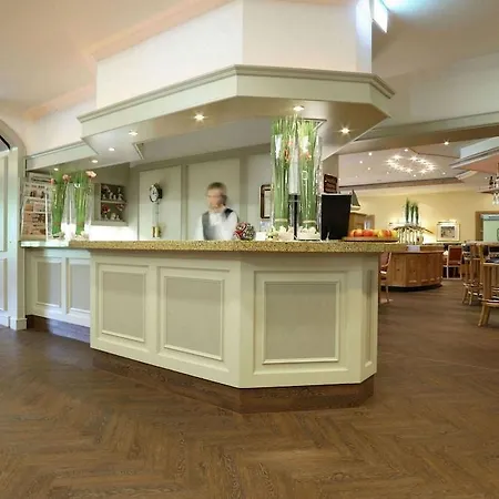 Alt Lohbrügger Hof Hotel 4*