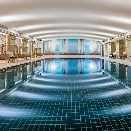 Park Hyatt 5*