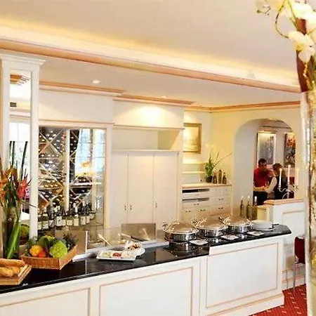 Courtyard By Marriott Airport 4* Hamburg