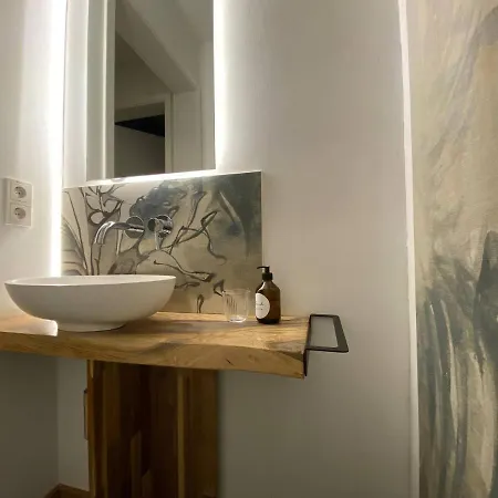Apartment Neues Exclusives 2 Schlafzimmer *