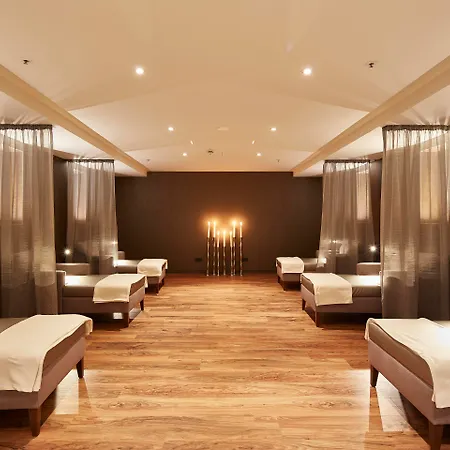 Hotel Reichshof 4*