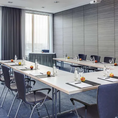 Hotel Intercityhotel Dammtor-messe 4*