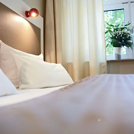 Hotel Domicil By Golden Tulip