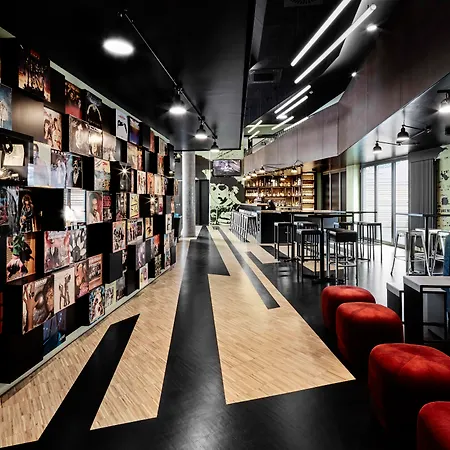 Generator Hostel *