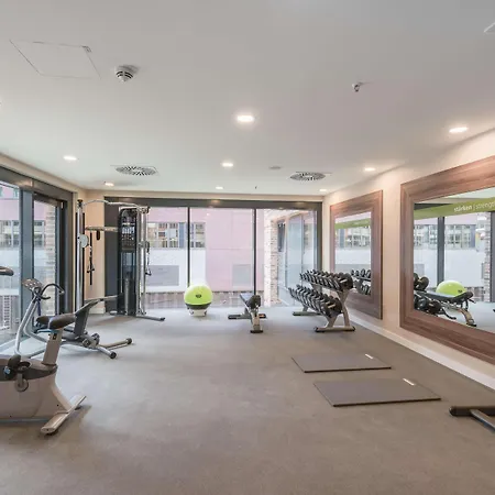 Hampton By Hilton Centre Hotel 3*
