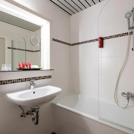 Leonardo Elbbrücken 4* Hamburg