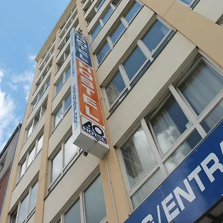 Hotel A&o 2*