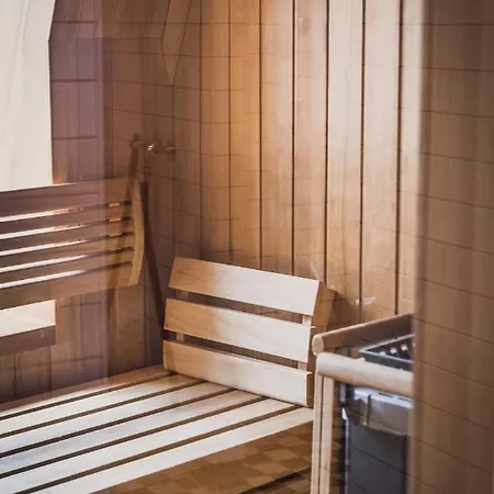Henri Downtown Hotel 4*