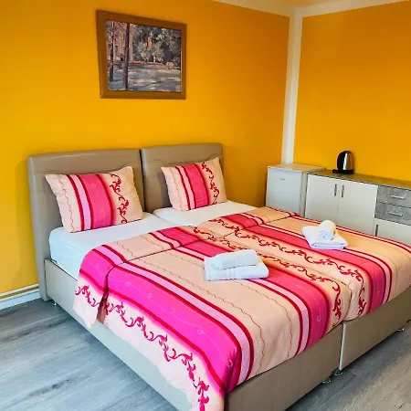 M&m - Wilhelmsburg Hotel 2*