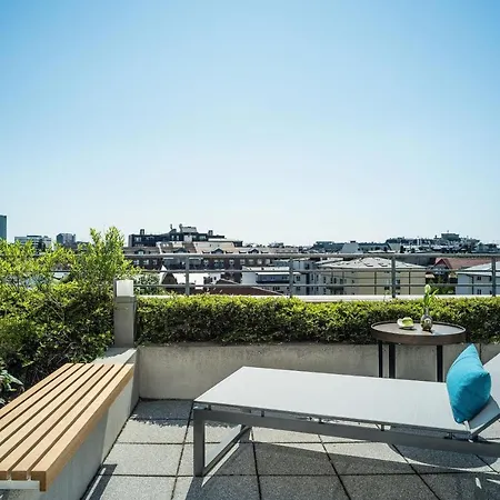 Le Meridien Hotel 5*
