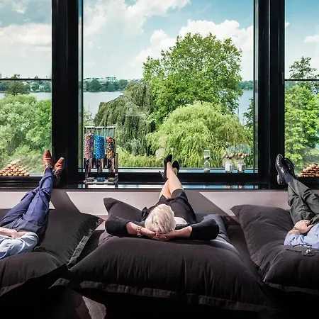 Le Meridien 5* Hamburg