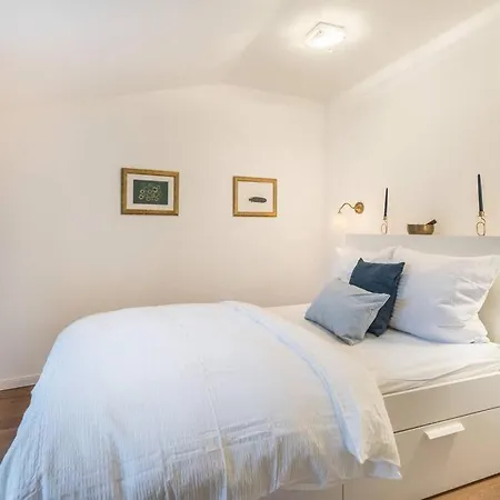 Charming Close To Heart Of Appartement