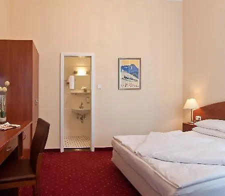 Kronprinz Hauptbahnhof Hotel
