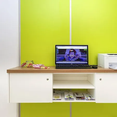 Hotel Ibis Styles Alster 2*