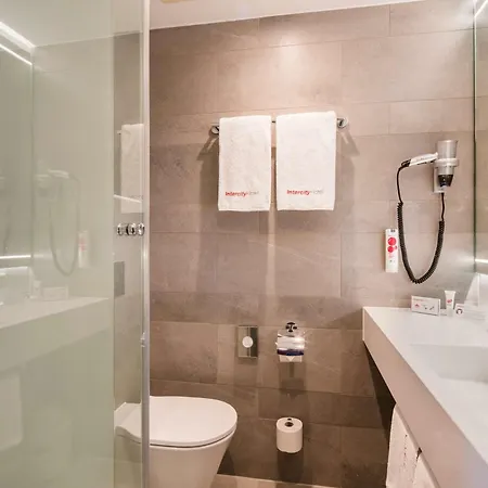 Intercityhotel Hauptbahnhof 4* Amburgo
