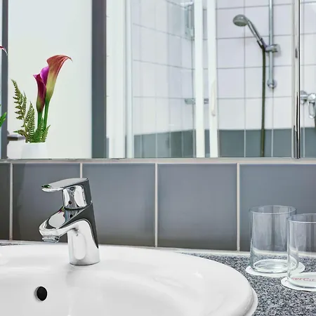 Intercityhotel Hauptbahnhof 4*