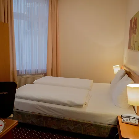 Lumen Am Hauptbahnhof Hotel