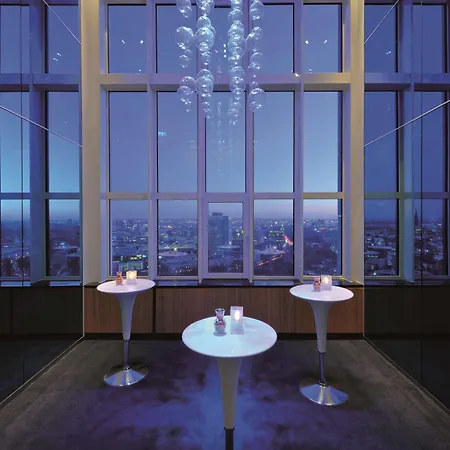 Szálloda Radisson Blu Hotel, 4*