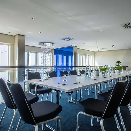 Radisson Blu Hotel, 4* Hamburg