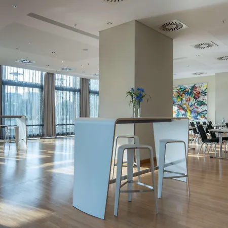 Radisson Blu Hotel, 4* Hamburg