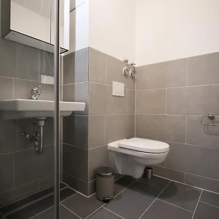 Zentrale Mit 3 Schlafzimmer Fuer Bis Zu 9 Personen