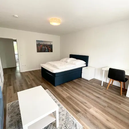 Zentrale Mit 3 Schlafzimmer Fuer Bis Zu 9 Personen Apartment