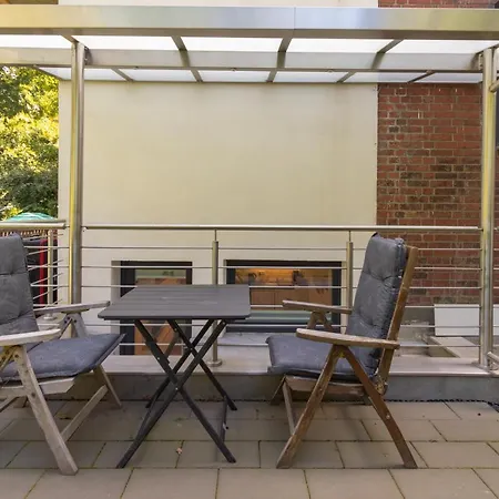 Neue Zentrale Souterrain-wohnung 24h Self Check-in Apartament