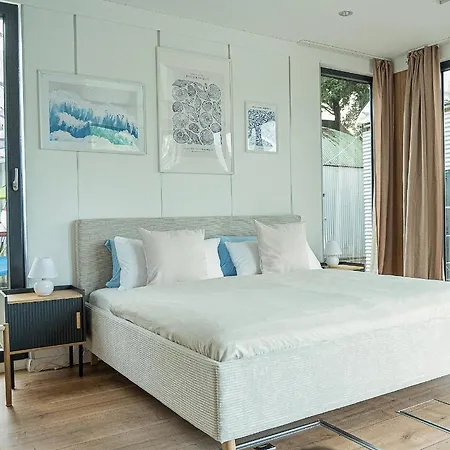 船屋 80qm Privates Hausboot In Hamburg-mitte 汉堡