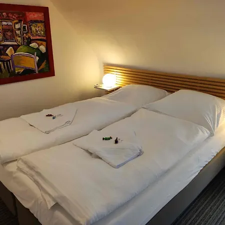 Frauenhotel Hanseatin - Women Only 2* Hamburg