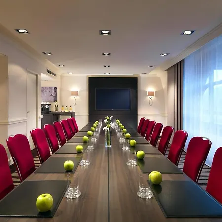 Marriott Hotel 5*