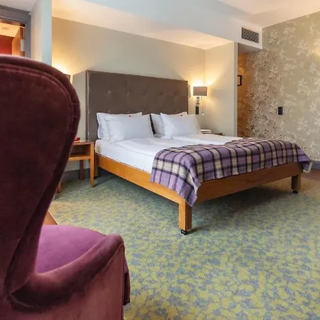 Aspria Uhlenhorst Hotel 4*