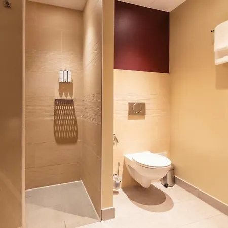 Aspria Uhlenhorst Hotel 4*