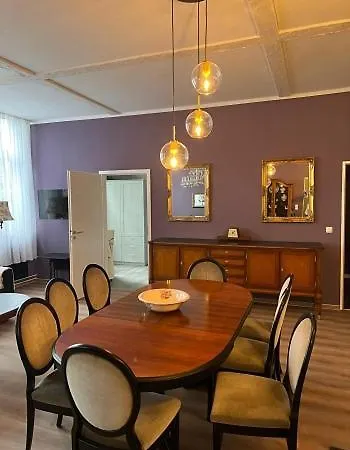 Apartment Alte Schule 22 Am Saseler Markt 2 Schlafzimmer & Baeder Hochwertig Hamburg