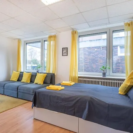 Beautiful 2 Bedroom Incl Parking * Hamburg