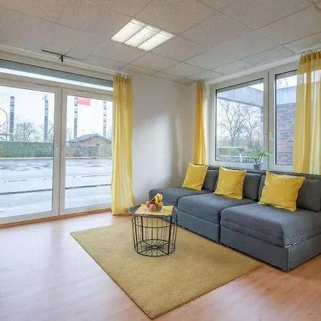 Beautiful 2 Bedroom Incl Parking * Hamburg