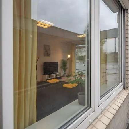 Apartment Beautiful 2 Bedroom Incl Parking