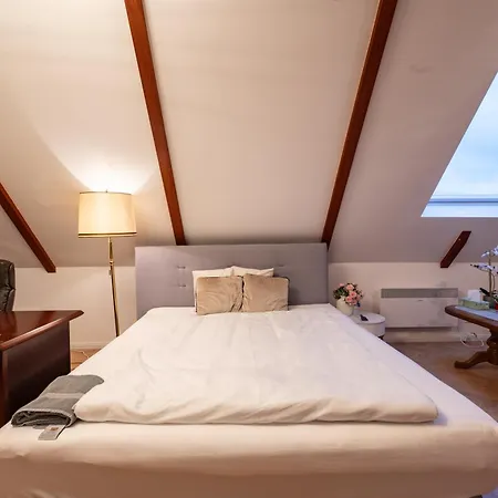 Ad Gaestezimmer Sinstorf Appartement *