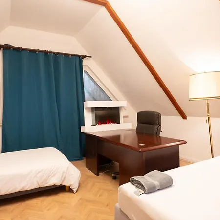 Ad Gaestezimmer Sinstorf *