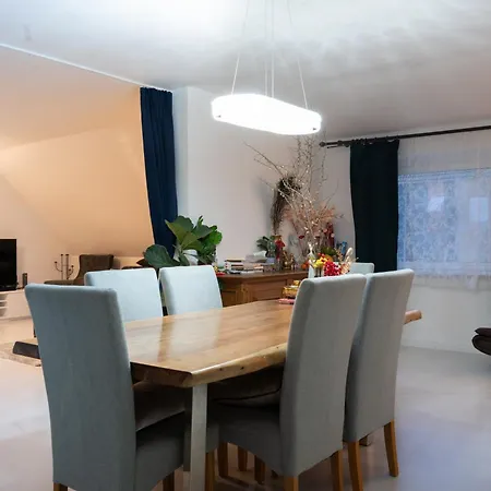 Ad Gaestezimmer Sinstorf Appartement *