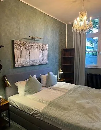 Alte Schule 22 Am Saseler Markt 2 Schlafzimmer & Baeder Hochwertig * Hamburg