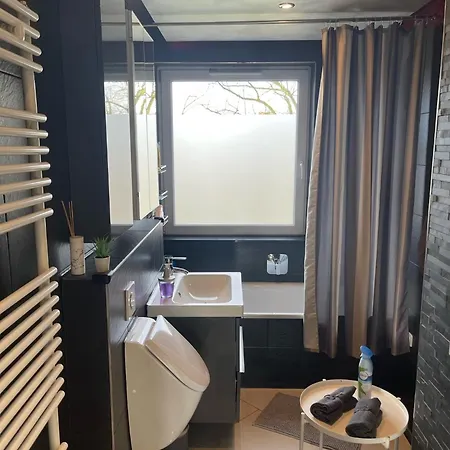 Inselsuites Finkennest Airbus Finkenkwerder 125 M2 Kamin