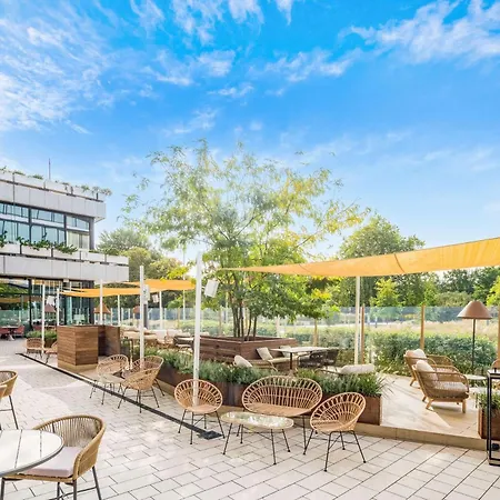 Szálloda Radisson Blu Hotel, 4*