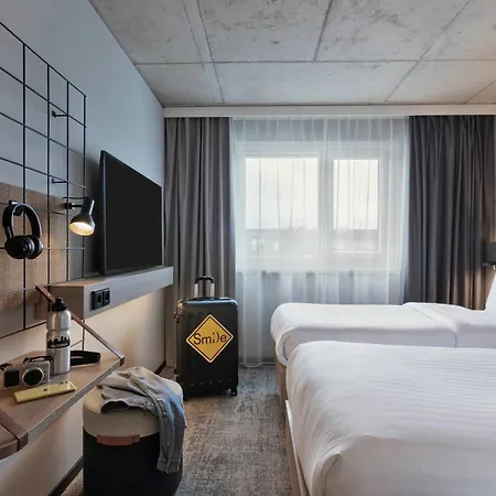 Otel Moxy Altona 3*