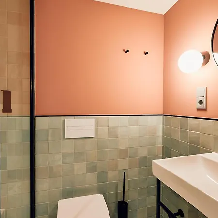 Viva - Ein Haus Brunnen Baut Hotel 3*
