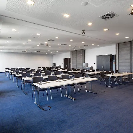 Intercityhotel Dammtor-messe Hotel