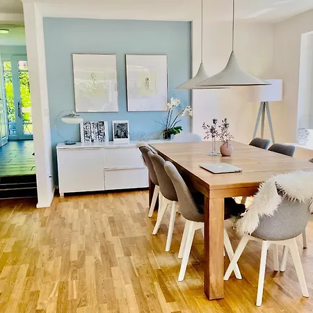 Beautiful House In Blankenese Apartment Hamburg