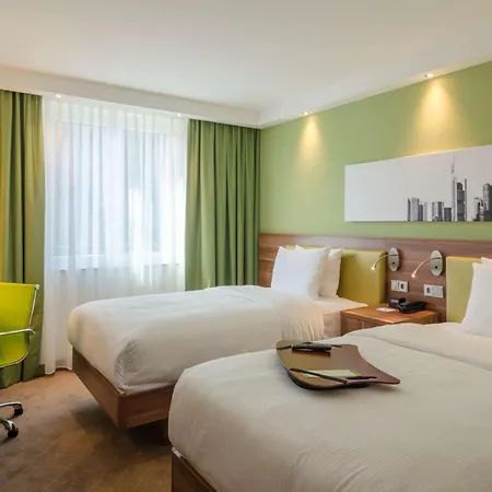 Hampton By Hilton Centre Hotel