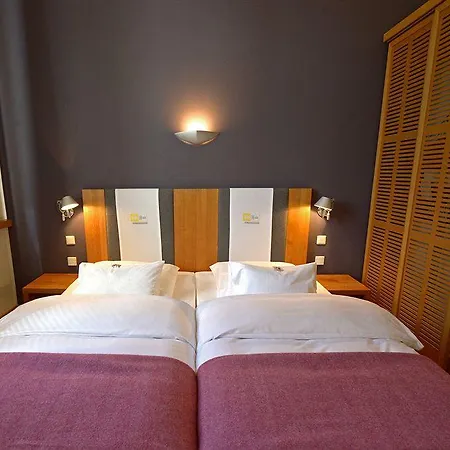 Yoho - The Young Otel 3*