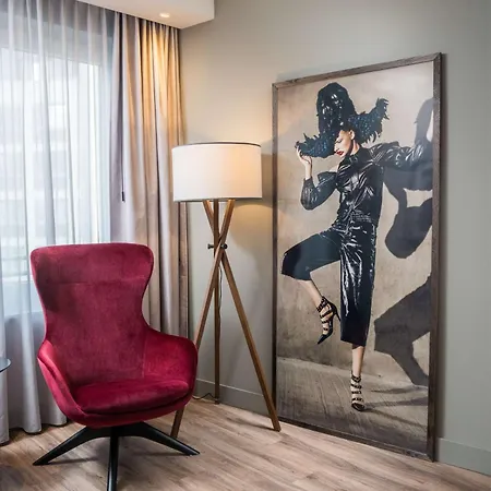 Hotel Radisson Blu Hotel, Airport